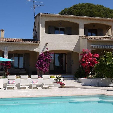 Grand Appartement Dans Maison Avec Piscine Privee Fréjus エクステリア 写真
