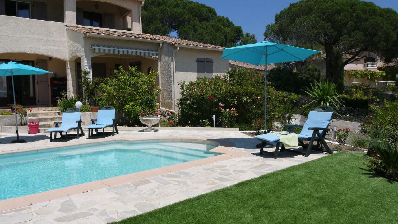 Grand Appartement Dans Maison Avec Piscine Privee Fréjus エクステリア 写真